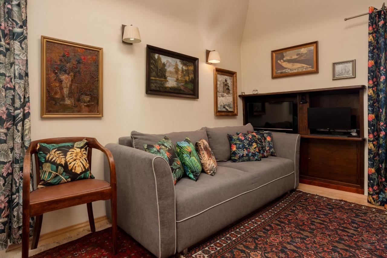 Atmospheric Apartment Next To Warsaw Old Town Square By Noclegi Renters Bagian luar foto