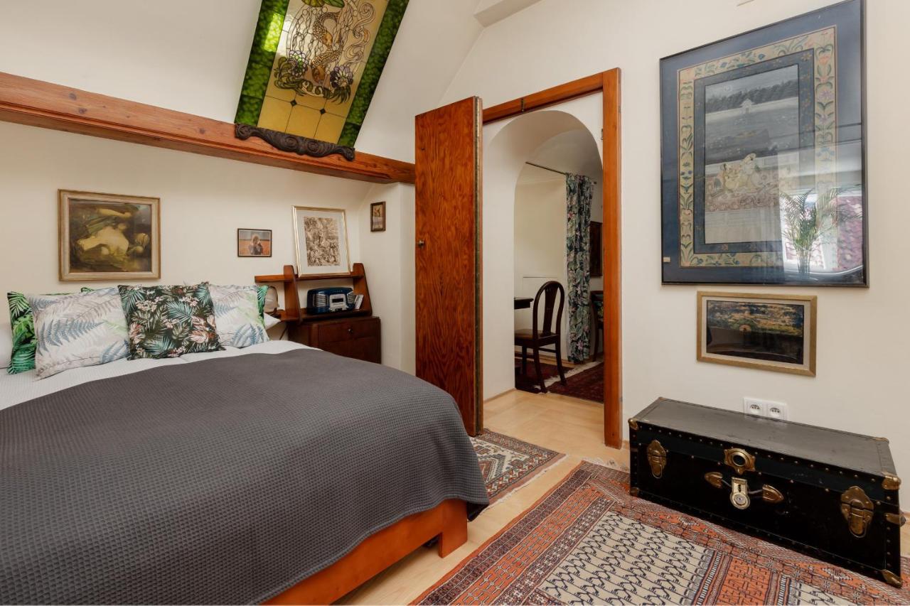 Atmospheric Apartment Next To Warsaw Old Town Square By Noclegi Renters Bagian luar foto