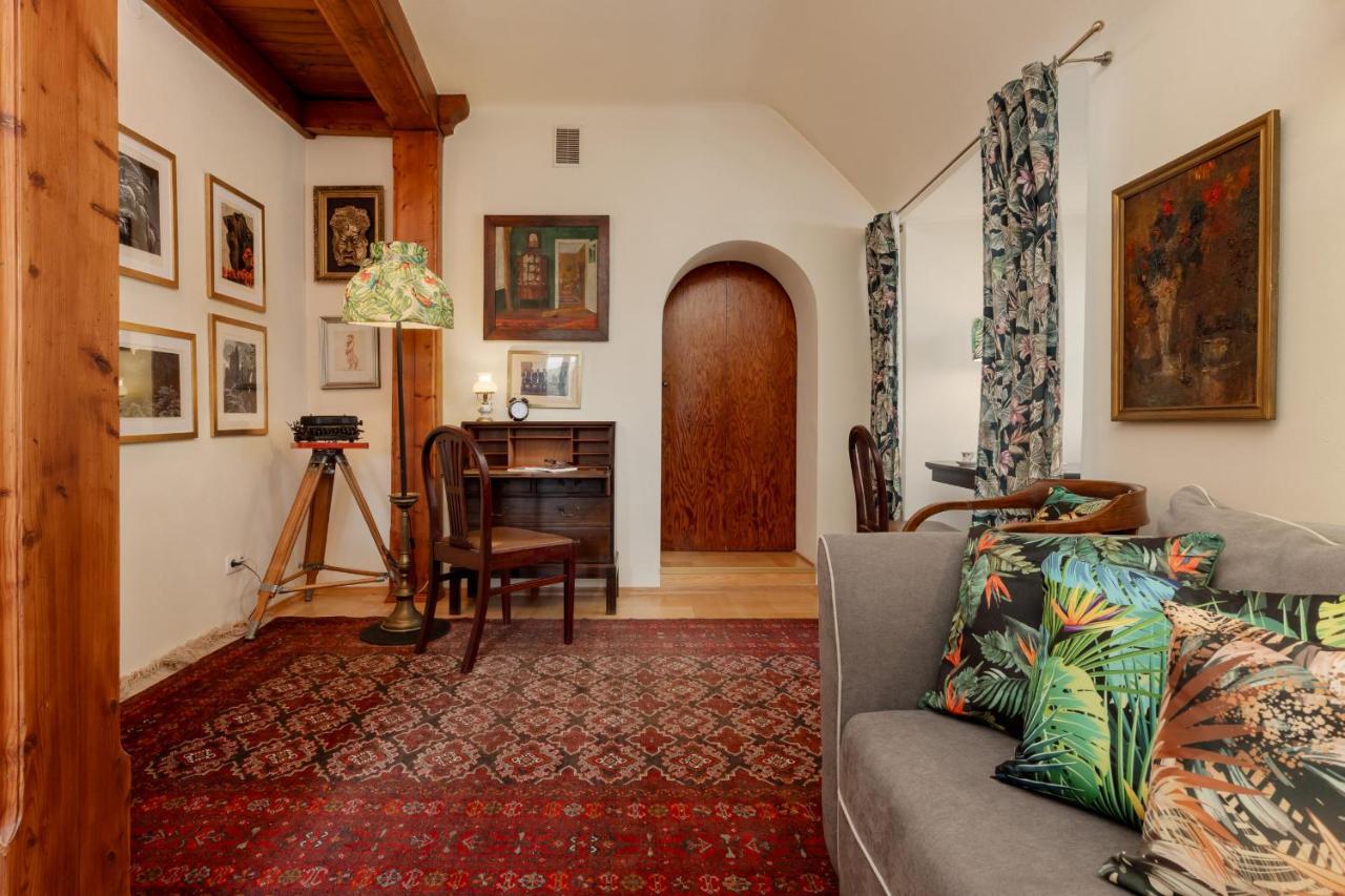Atmospheric Apartment Next To Warsaw Old Town Square By Noclegi Renters Bagian luar foto