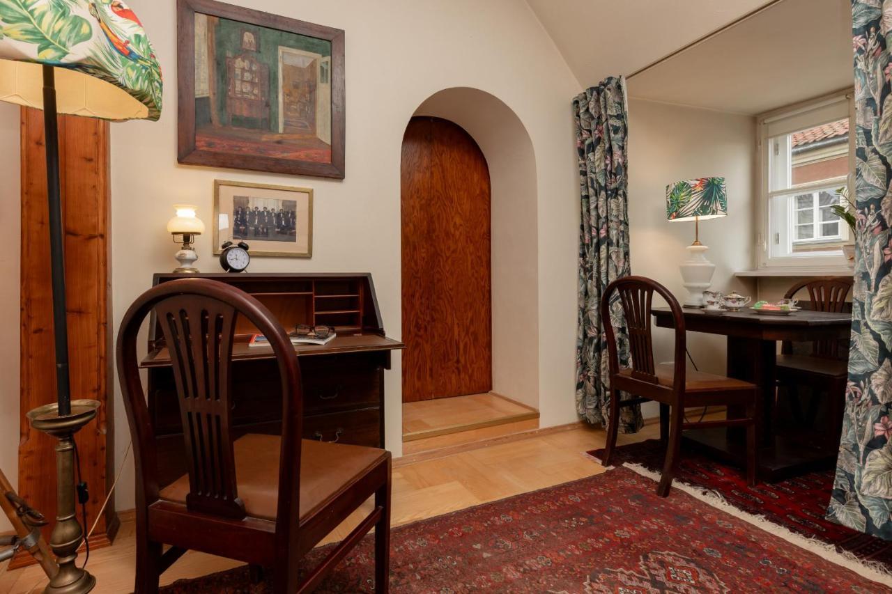 Atmospheric Apartment Next To Warsaw Old Town Square By Noclegi Renters Bagian luar foto